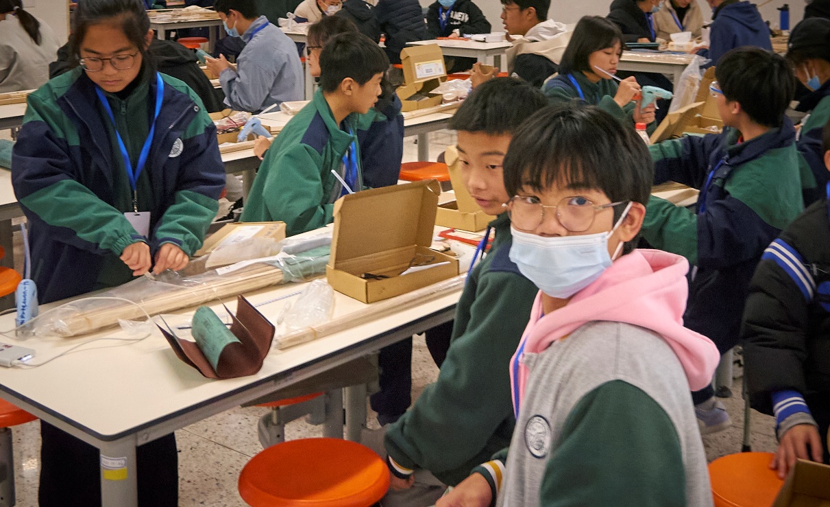 震泽初中开展桥梁模型设计制作活动